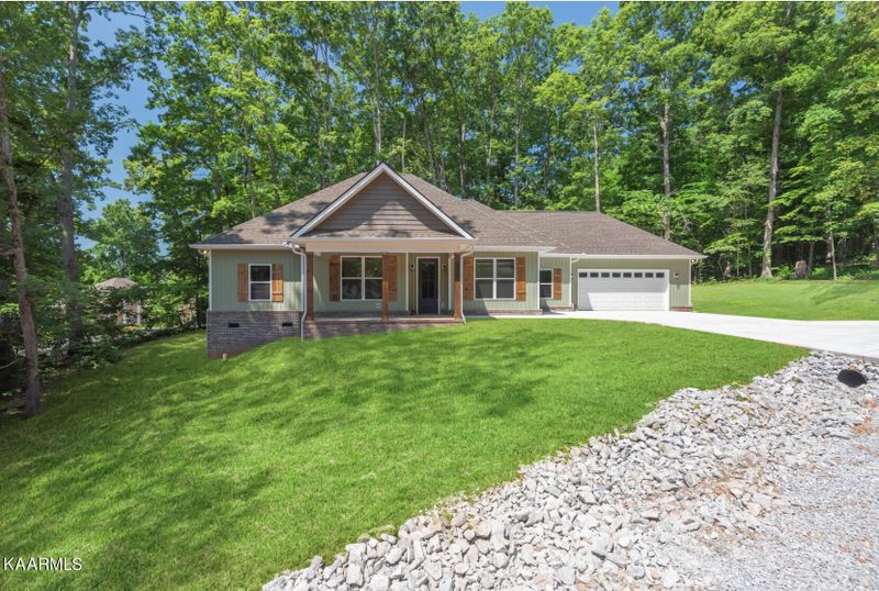 200 Inata Ln, Loudon, TN 37774