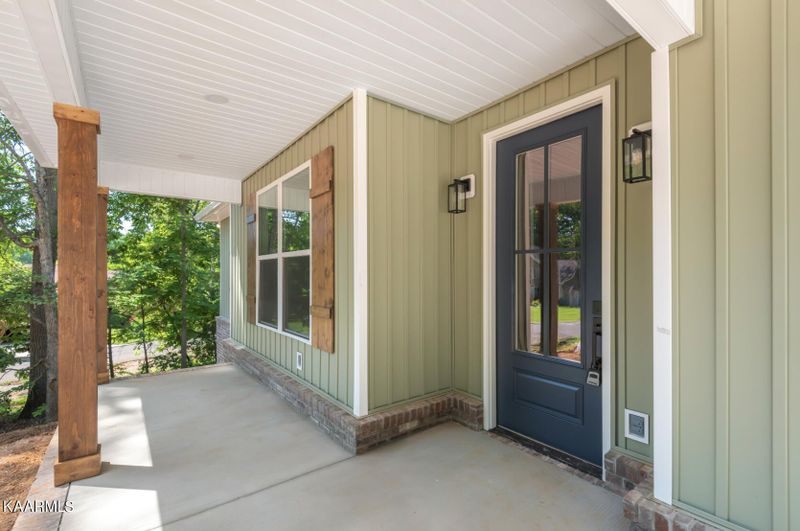 200 Inata Ln, Loudon, TN 37774