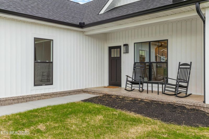 200 Jason Hovater Way, Clinton, TN 37716