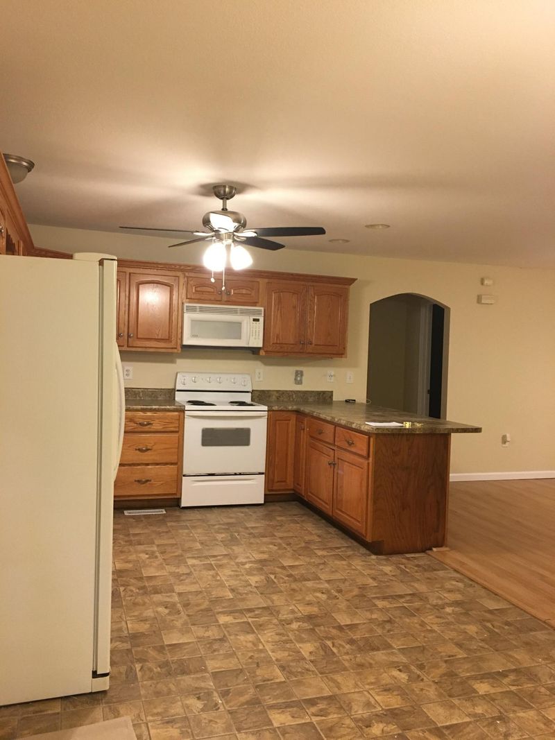 200 Lake Dr, Loudon, TN 37774
