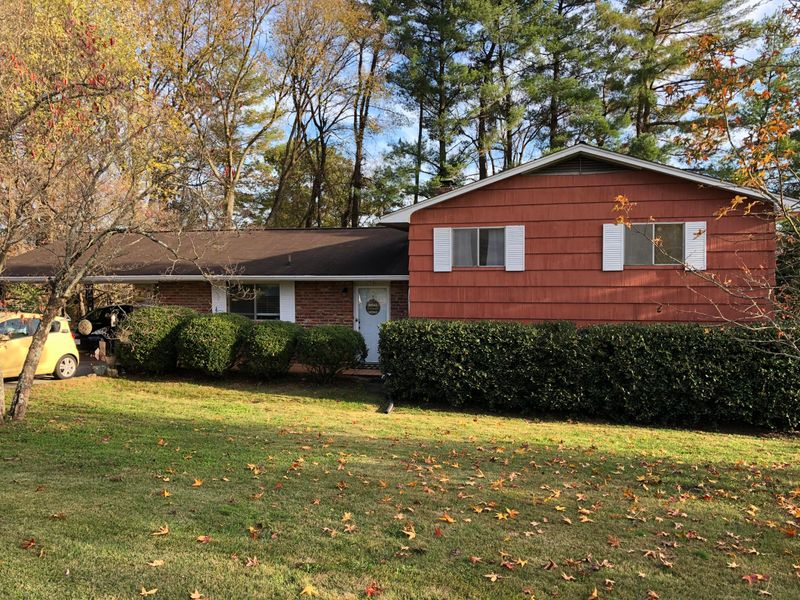200 Madora Dr, Powell, TN 37849