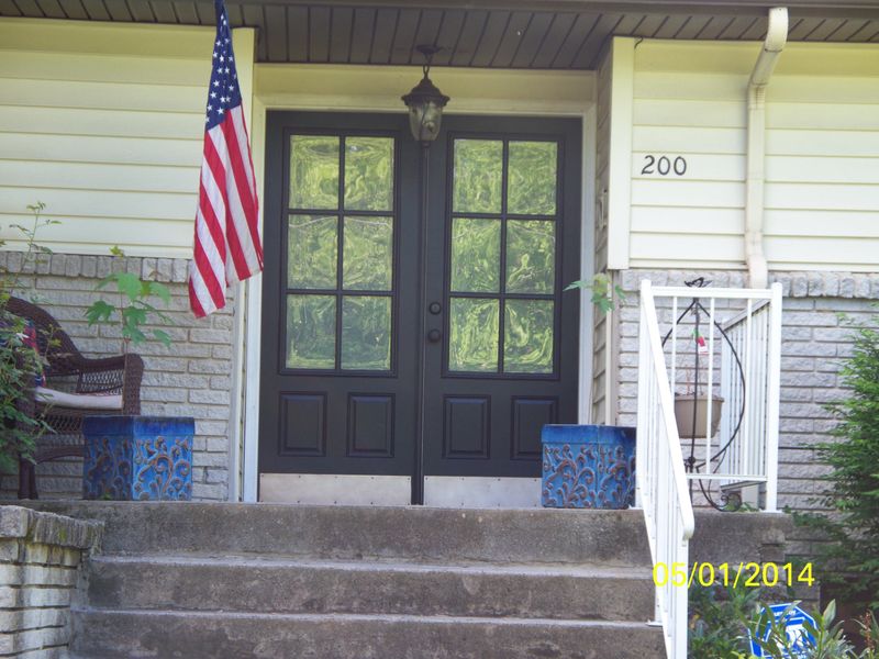 200 Park Ln, Oliver Springs, TN 37840