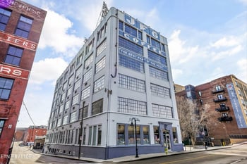 200 W Jackson Ave #506, Knoxville, TN 37902