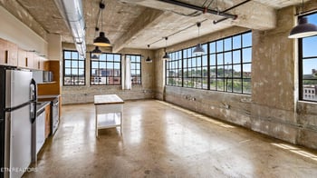 200 W Jackson Ave #606, Knoxville, TN 37902