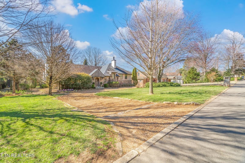 2000 Cherokee Blvd, Knoxville, TN 37919