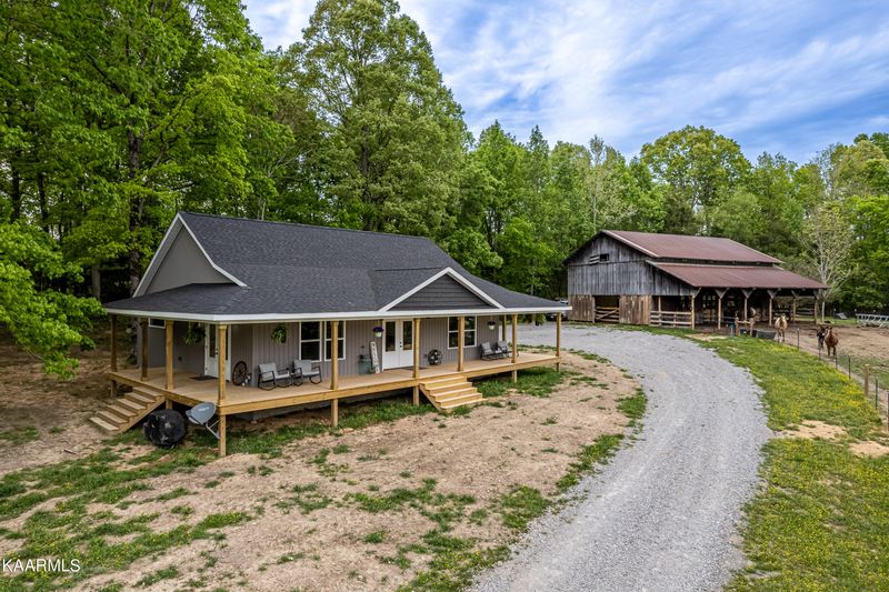 2000 Highway 68, Niota, TN 37826