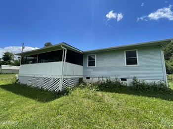 2001 Airport Road Rd, Oakdale, TN 37829