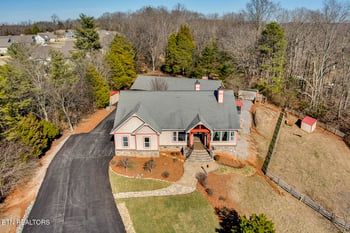 2001 Beals Chapel Rd, Lenoir City, TN 37772