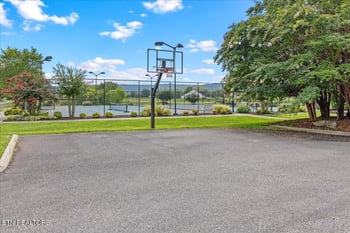 2001 Camberley Ave, Sweetwater, TN 37874
