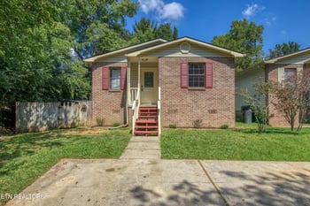 2001 Countryhill Ln, Knoxville, TN 37923