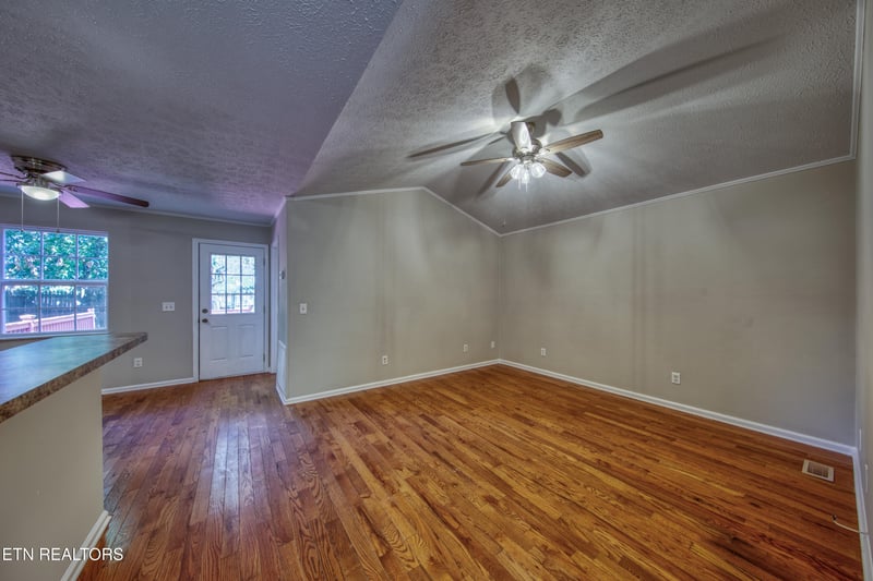 2001 Countryhill Ln, Knoxville, TN 37923