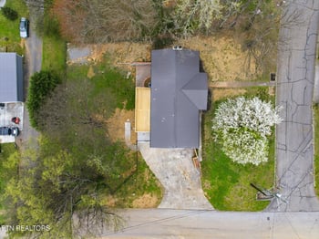2001 Wayne Cir, Maryville, TN 37804