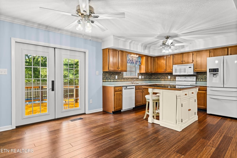 2003 Cheltenham Rd, Maryville, TN 37804