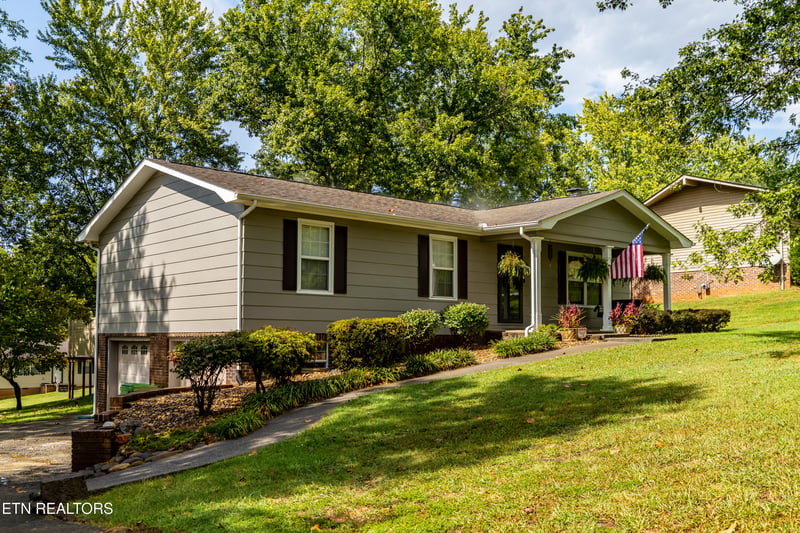 2003 Cheltenham Rd, Maryville, TN 37804
