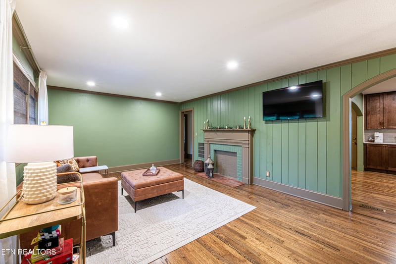 2003 Old Niles Ferry Rd, Maryville, TN 37803