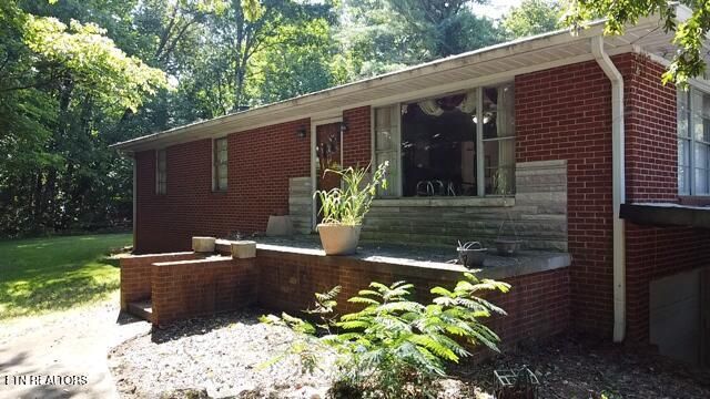 2004 Morganton Rd, Maryville, TN 37801