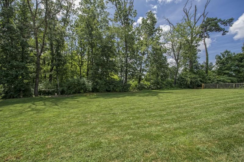 2004 Mosaic, Knoxville, TN 37924