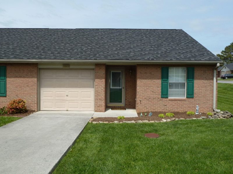 2005 Benningham Way, Powell, TN 37849