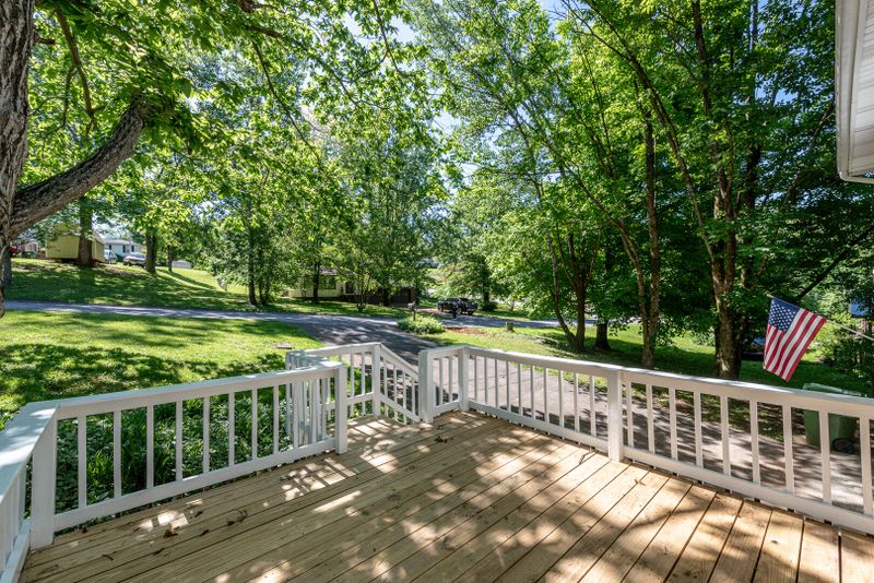 2005 Wayne Cir, Maryville, TN 37804