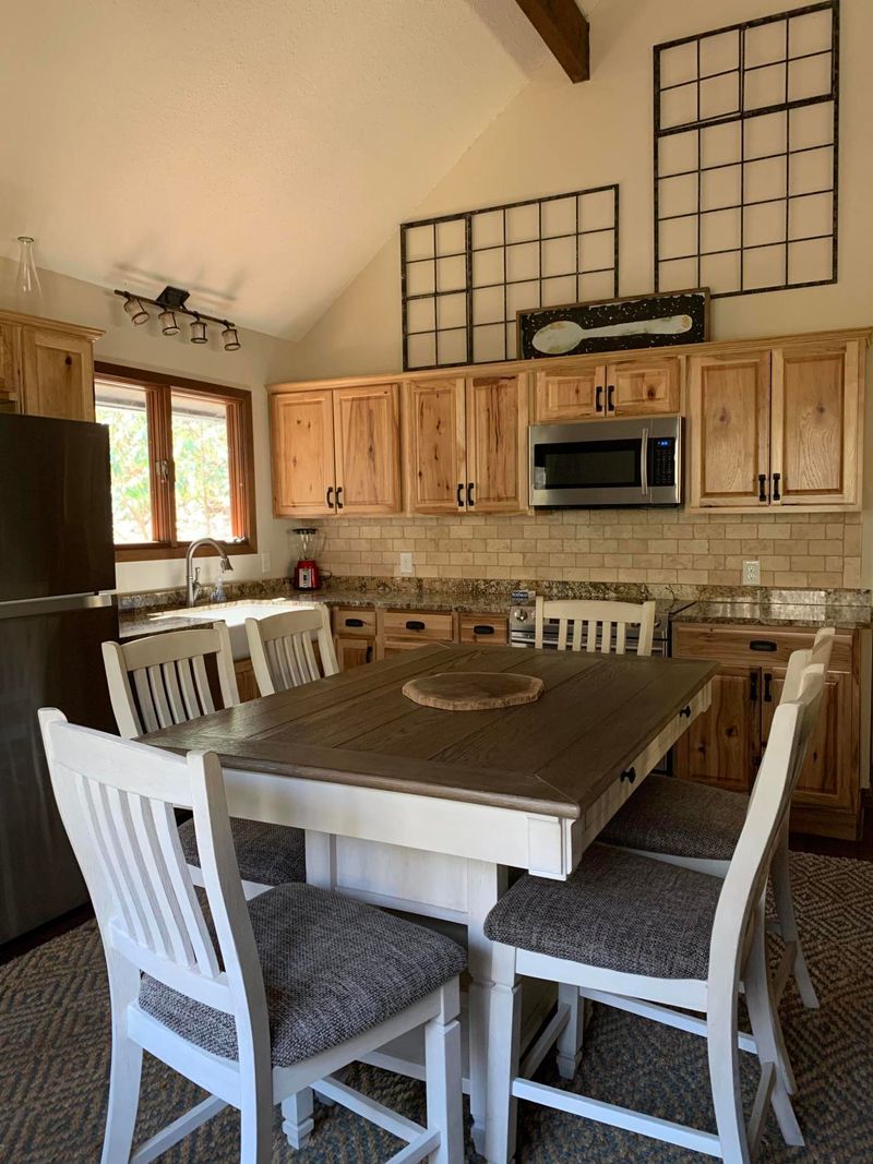 2006 Chilhowee Loop, Walland, TN 37886