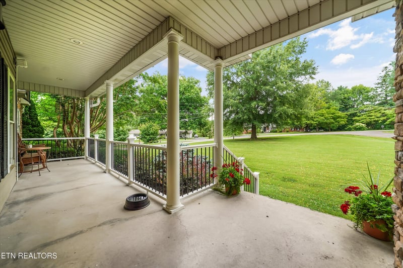 2007 Eastwood Dr, Maryville, TN 37803