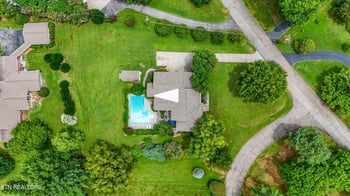 2007 Eastwood Dr, Maryville, TN 37803