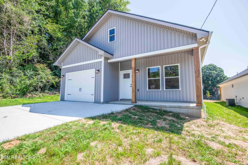 2008 Woods Smith Rd, Knoxville, TN 37921