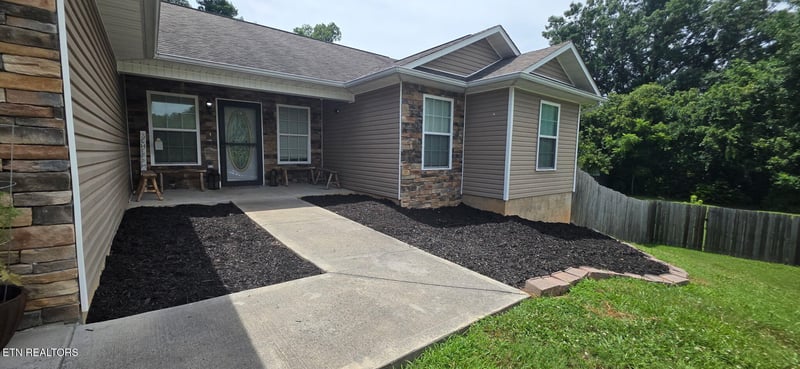 2009 Infinity Ln, Sevierville, TN 37876