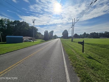 2009 Old Highway 27, Robbins, TN 37852