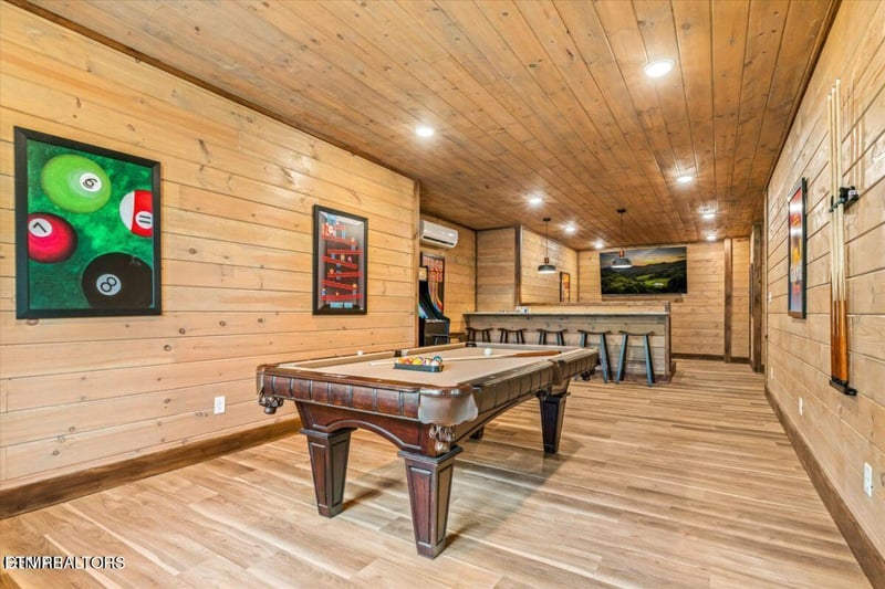 2009 Smoky Cove Rd, Sevierville, TN 37876