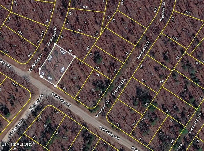 201 Bainbridge Rd, Crossville, TN 38558