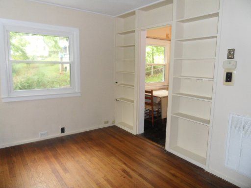 201 California Ave, Oak Ridge, TN 37830