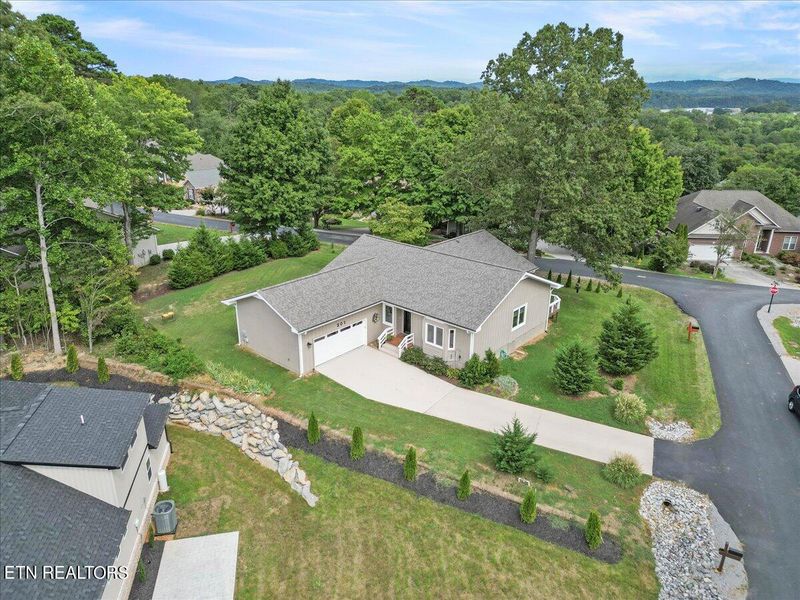 201 Chahyga Cir, Loudon, TN 37774