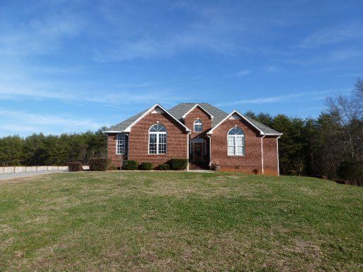201 Co Rd 545, Englewood, TN 37329