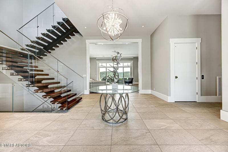 201 Crown Jewel Ln, Lafollette, TN 37766