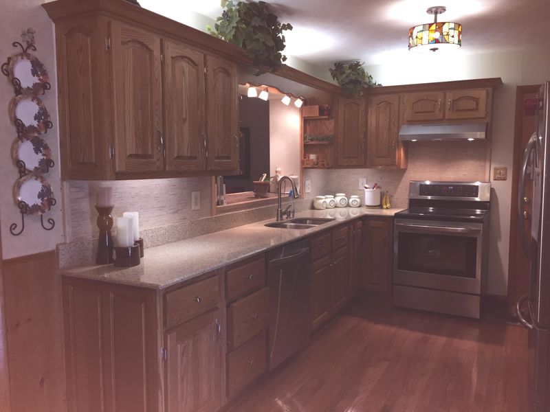 201 Elm View Dr, Clinton, TN 37716