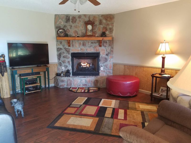 201 Everhart Rd, Tellico Plains, TN 37385