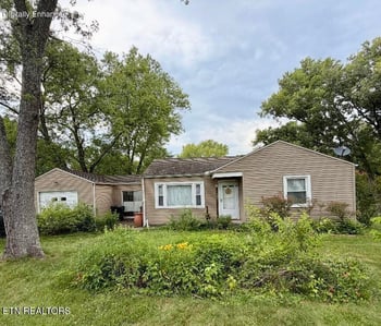 201 Greenwood Ave, Knoxville, TN 37920