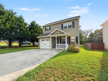 201 Heritage Crossing Dr, Maryville, TN 37804