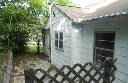 201 Howard St, Clinton, TN 37716