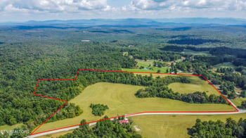 201 Lindsey Howard Rd, Lancing, TN 37770