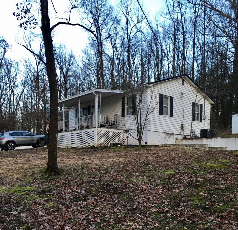 201 Ownby Rd, Greenback, TN 37742