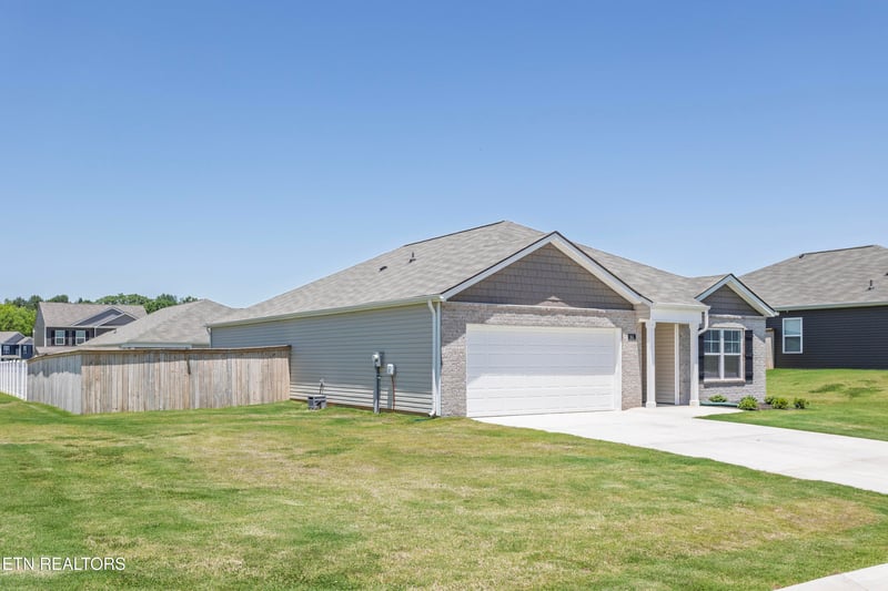 201 Preece Ln, Niota, TN 37826