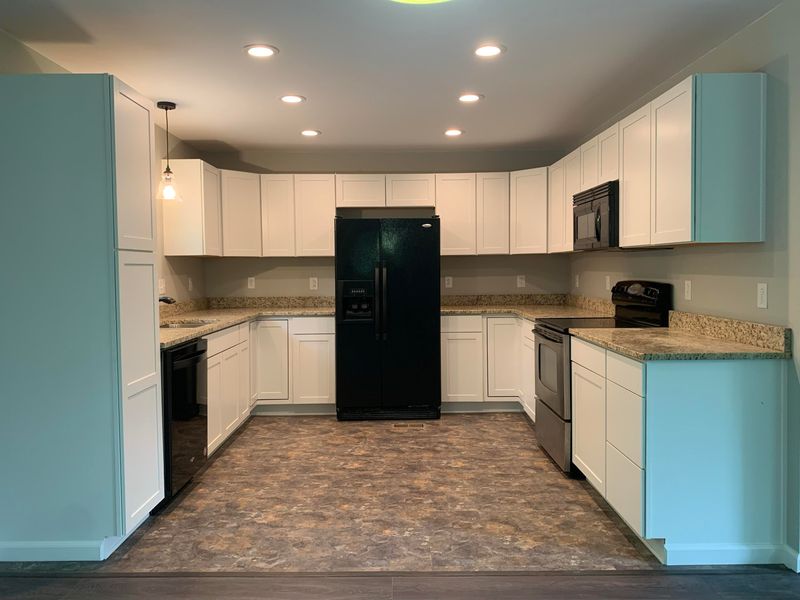 201 Snow Hill Rd, Oakdale, TN 37829