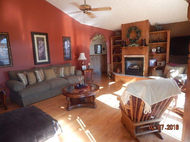 201 Tater Valley Rd, Luttrell, TN 37779