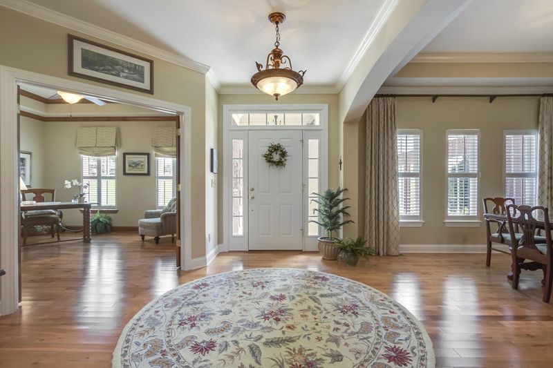 201 Todaly Cir, Loudon, TN 37774