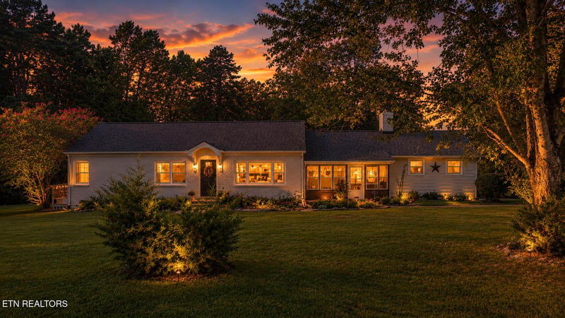 201 W Ford Valley Rd, Knoxville, TN 37920