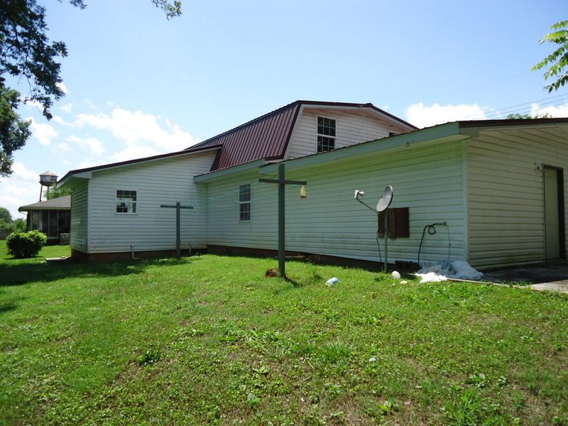 201 W Main St, Niota, TN 37826