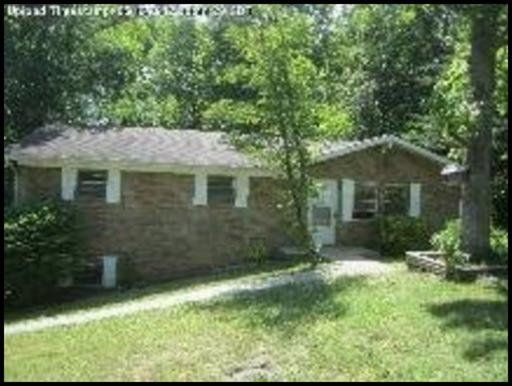 201 White Oak Ln, Heiskell, TN 37754