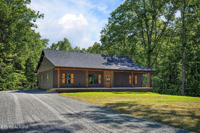 201 Will Wyatt Ln, Crossville, TN 38572